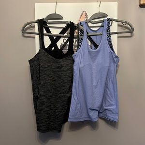 Lululemon workout tanks with built in bra